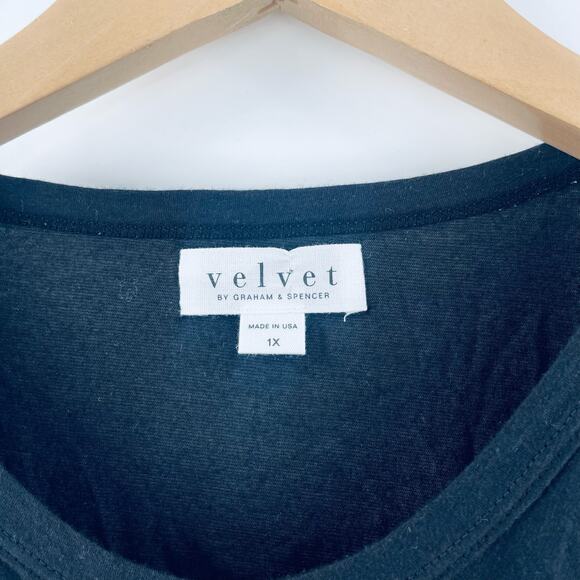 VELVET BY GRAHAM & SPENCER Aubrey Tank Top Size 1X Ruched Black NWT Plus Size - Picture 3 of 11